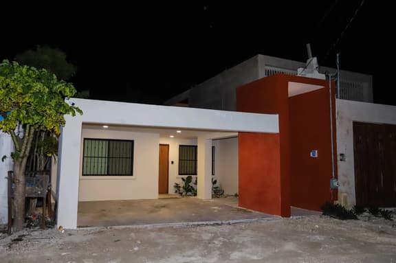 Casa con Piscina en Chixchulub a 100 m de la playa - Image 1